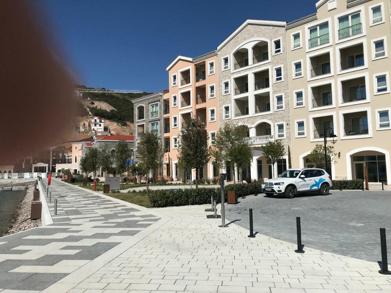 Apartments Villa Viktoria Tivat Exterior photo